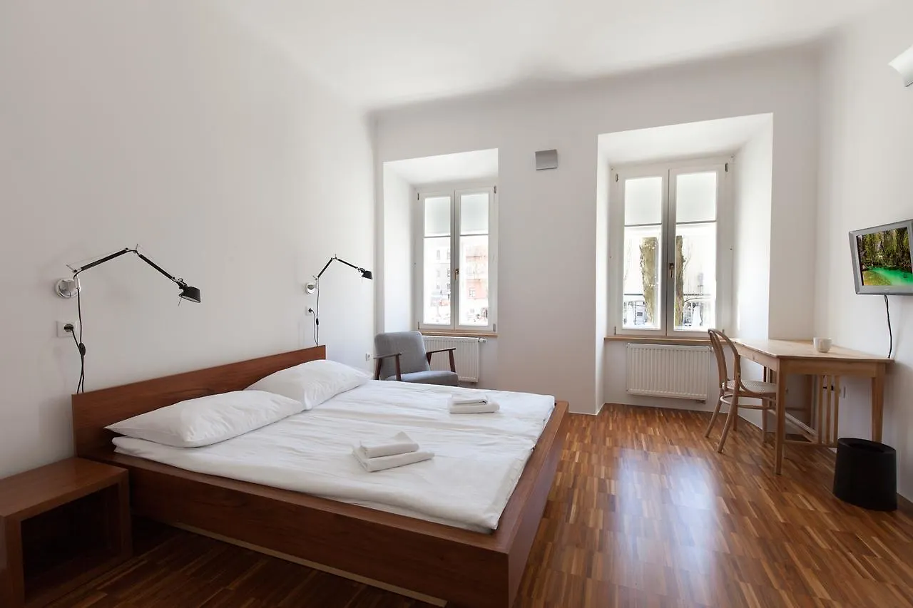 Pansiyon Julija&Robert'S Riverview Apartments And Rooms Ljubljana Slovenya